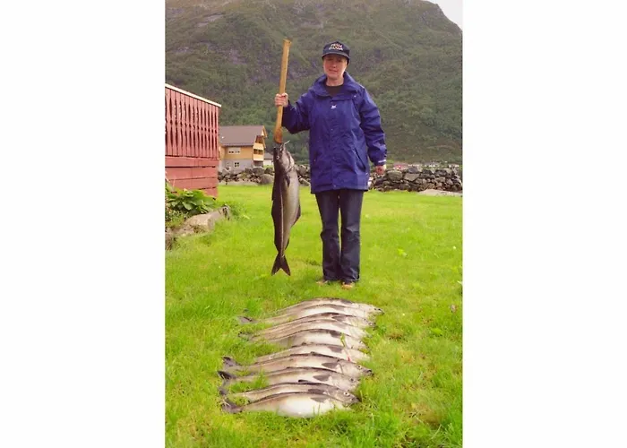 7 Person In Selje-by Traum Semesterbostad Selje