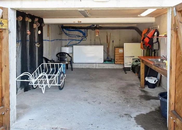 Semesterbostad 7 Person In Selje-by Traum *