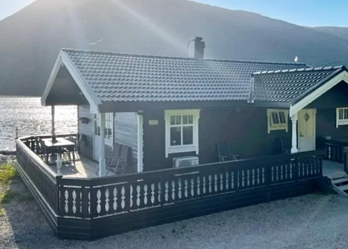 7 Person In Selje-by Traum Selje