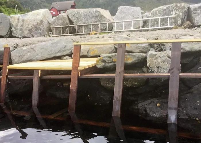 7 Person In Selje-by Traum Semesterbostad *